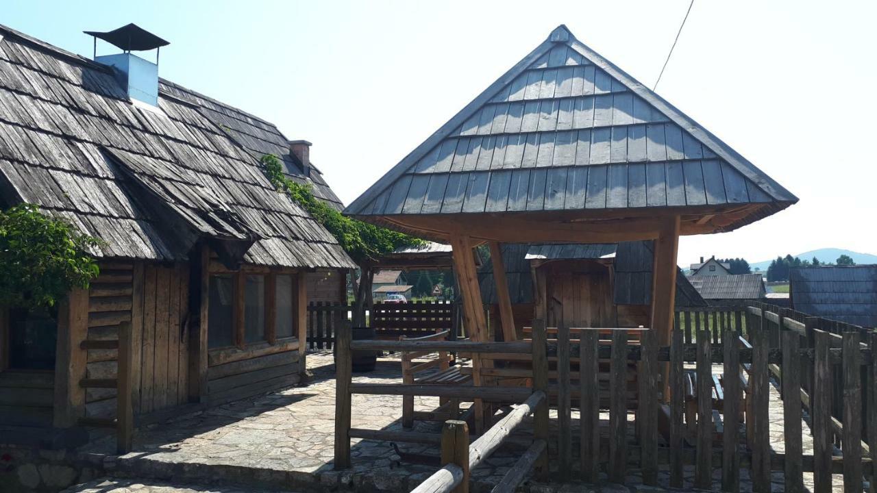 Konoba Ognjiste Bed & Breakfast Sokolac  ภายนอก รูปภาพ